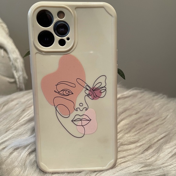 iPhone 12 Pro Max cases - Picture 2 of 5